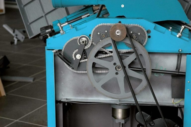 RAD250-interieur-768x511-1.jpg